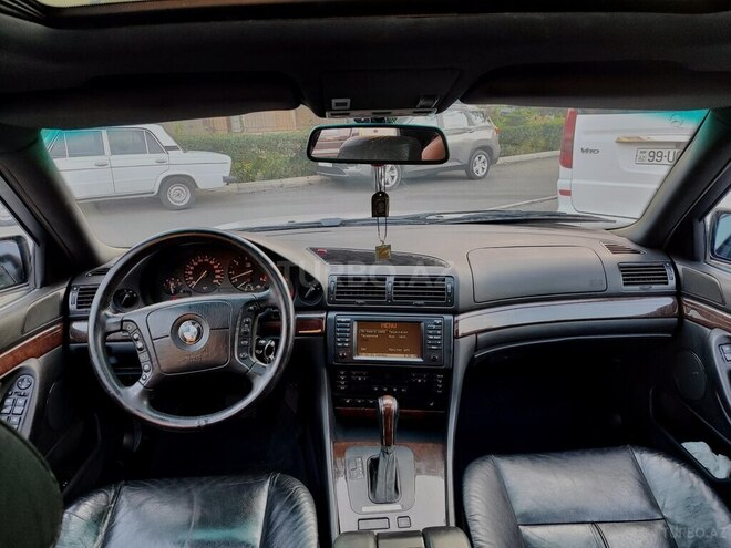 BMW 735 2001, 258,000 km - 3.5 l - Bakı