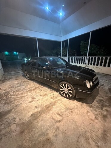 Mercedes E 320 2000, 386,000 km - 3.2 l - Ağcabədi