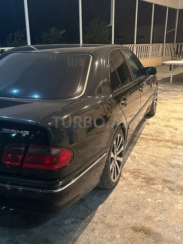 Mercedes E 320 2000, 386,000 km - 3.2 l - Ağcabədi