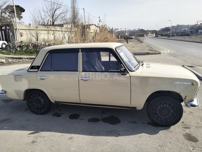 LADA (VAZ) 21011 1976, 92,000 km - 1.2 л - Bakı