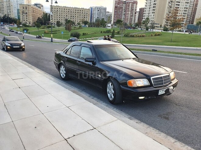 Mercedes C 230 1999, 245,000 km - 2.3 l - Bakı