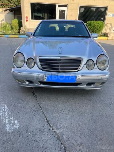 Mercedes E 200 2000, 468,000 km - 2.0 l - Bakı