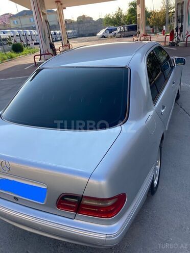 Mercedes E 200 2000, 468,000 km - 2.0 l - Bakı