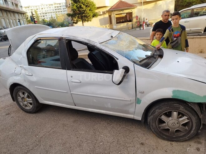 Renault Logan 2012, 290,000 km - 1.6 l - Bakı