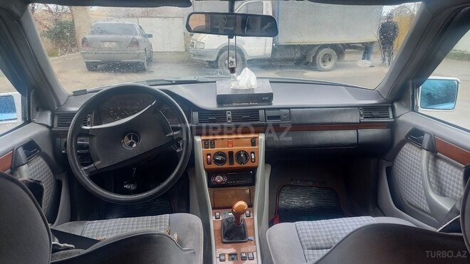Mercedes E 230 1990, 345,613 km - 2.3 л - Sumqayıt