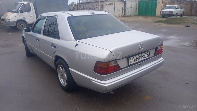 Mercedes E 230 1990, 345,613 km - 2.3 л - Sumqayıt