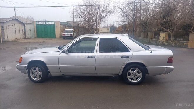 Mercedes E 230 1990, 345,613 km - 2.3 л - Sumqayıt
