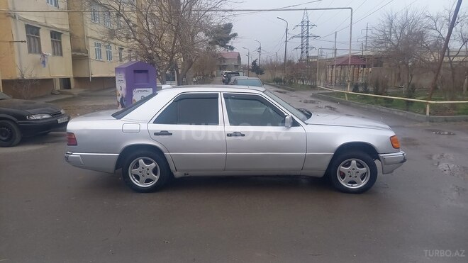 Mercedes E 230 1990, 345,613 km - 2.3 л - Sumqayıt