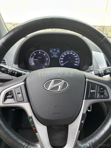 Hyundai Accent 2016, 274,000 km - 1.6 l - Bakı