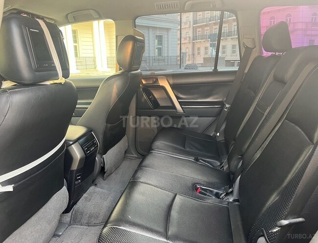 Toyota Prado 2011, 219,500 km - 2.7 l - Bakı