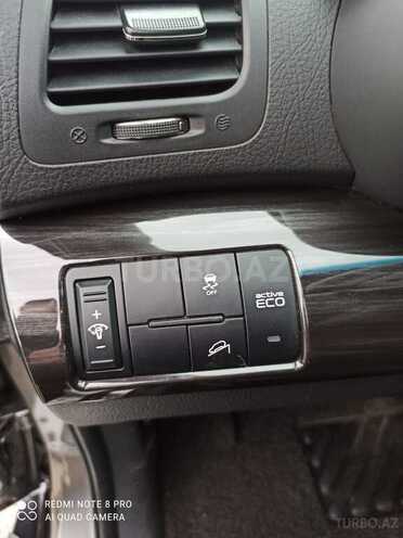 Kia Sorento 2011, 259,000 km - 2.0 l - Qusar