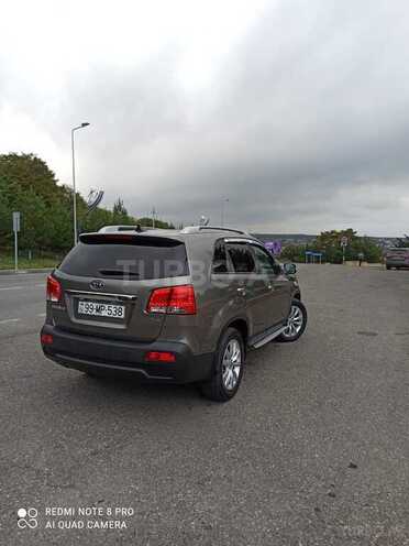 Kia Sorento 2011, 259,000 km - 2.0 l - Qusar