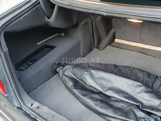 Mercedes E 240 2000, 236,000 km - 2.4 л - Bakı