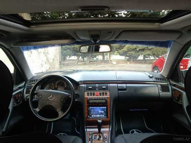Mercedes E 240 2000, 236,000 km - 2.4 л - Bakı
