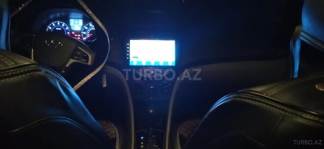 Hyundai Accent 2016, 128,000 km - 1.6 л - Bakı