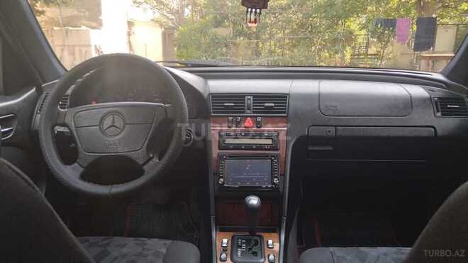 Mercedes C 200 1998, 200,000 km - 2.0 l - Bakı