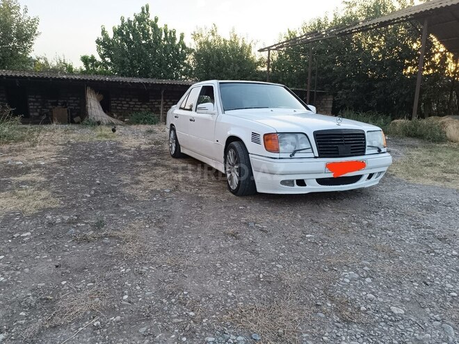 Mercedes E 250 1994, 400,000 km - 2.5 l - Beyləqan