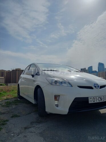 Toyota Prius 2013, 136,000 km - 1.8 l - Bakı