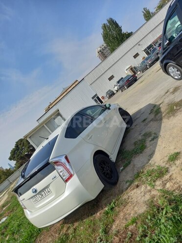 Toyota Prius 2013, 136,000 km - 1.8 l - Bakı