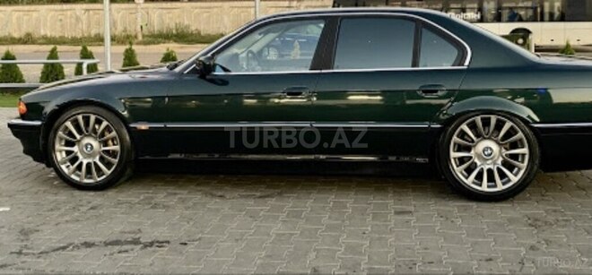 BMW 725 1997, 385,000 km - 2.5 l - Qazax