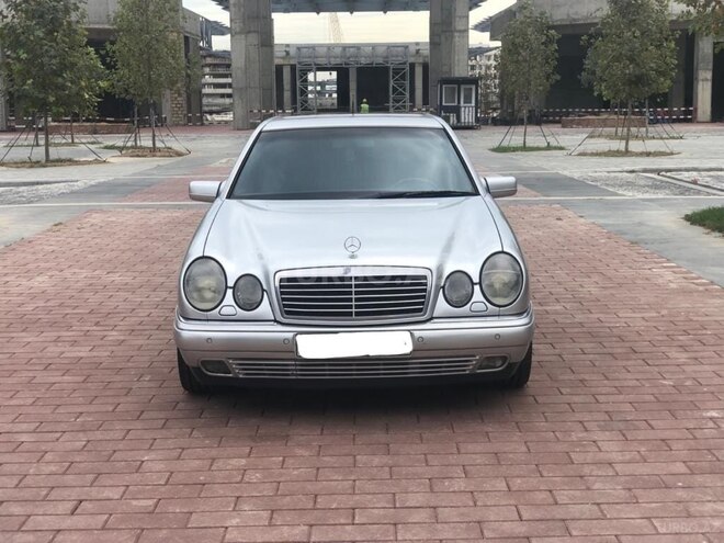 Mercedes E 300 1997, 280,000 km - 3.0 л - Bakı