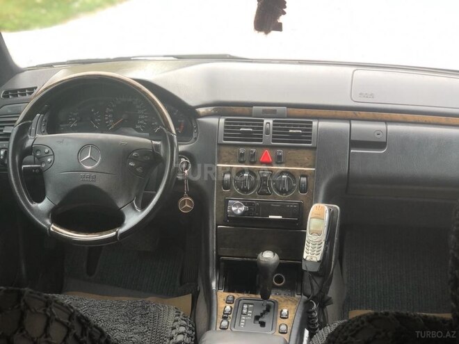 Mercedes E 300 1997, 280,000 km - 3.0 л - Bakı
