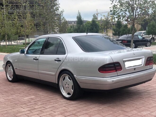 Mercedes E 300 1997, 280,000 km - 3.0 л - Bakı