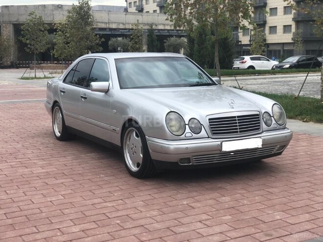 Mercedes E 300 1997, 280,000 km - 3.0 л - Bakı