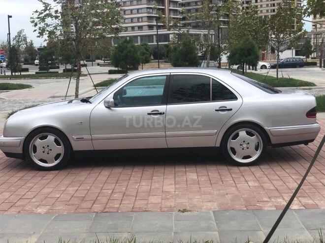 Mercedes E 300 1997, 280,000 km - 3.0 л - Bakı