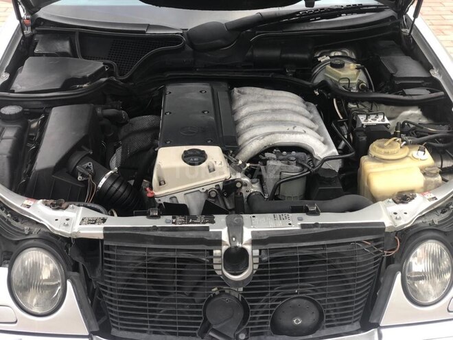 Mercedes E 300 1997, 280,000 km - 3.0 л - Bakı