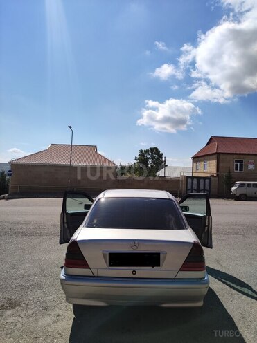 Mercedes C 200 1998, 360,000 km - 2.0 l - Şamaxı