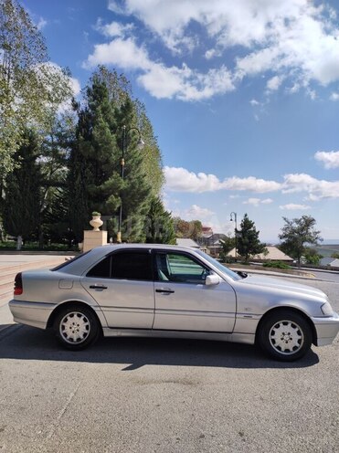 Mercedes C 200 1998, 360,000 km - 2.0 l - Şamaxı