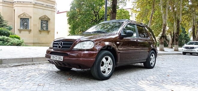 Mercedes ML 270 2001, 314,452 km - 2.7 l - Sumqayıt