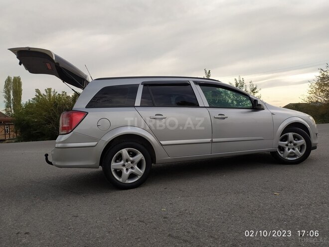 Opel Astra 2007, 236,000 km - 1.3 l - Göyçay