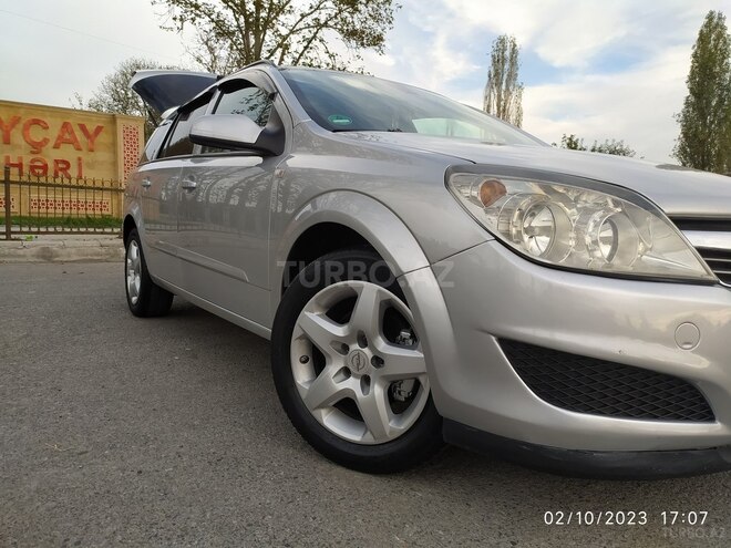 Opel Astra 2007, 236,000 km - 1.3 l - Göyçay
