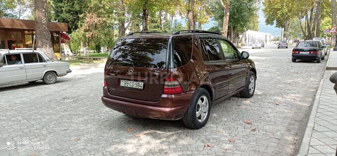 Mercedes ML 270 2001, 314,452 km - 2.7 l - Sumqayıt