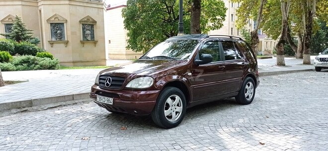Mercedes ML 270 2001, 314,452 km - 2.7 l - Sumqayıt