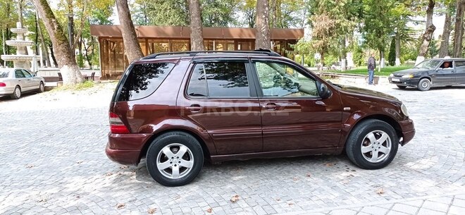 Mercedes ML 270 2001, 314,452 km - 2.7 l - Sumqayıt