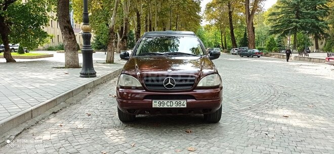 Mercedes ML 270 2001, 314,452 km - 2.7 l - Sumqayıt