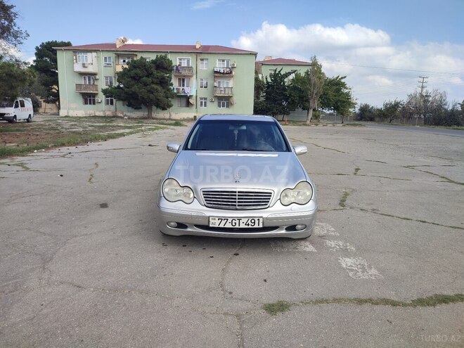 Mercedes C 220 2000, 390,000 km - 2.2 л - Bakı