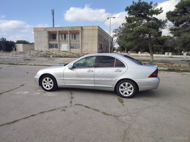 Mercedes C 220 2000, 390,000 km - 2.2 л - Bakı