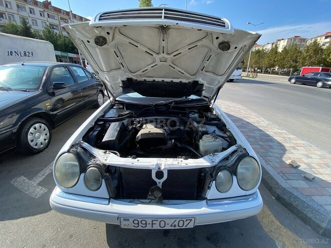 Mercedes E 200 1998, 223,000 km - 2.0 l - Bakı