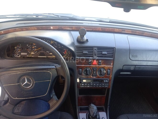 Mercedes C 220 1996, 150,000 km - 2.2 l - Bakı