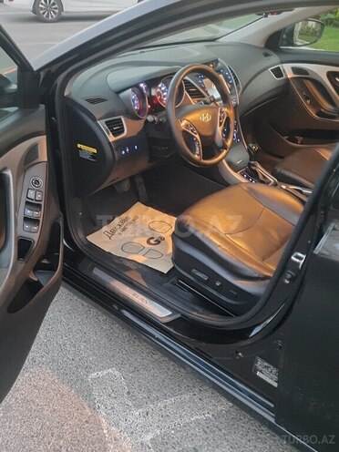 Hyundai Elantra 2015, 90,000 km - 1.8 l - Bakı