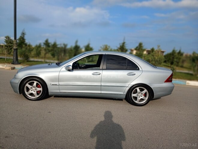 Mercedes C 220 2000, 443,000 km - 2.2 l - Sumqayıt