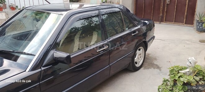 Mercedes 190 1993, 350,000 km - 2.0 l - Sumqayıt