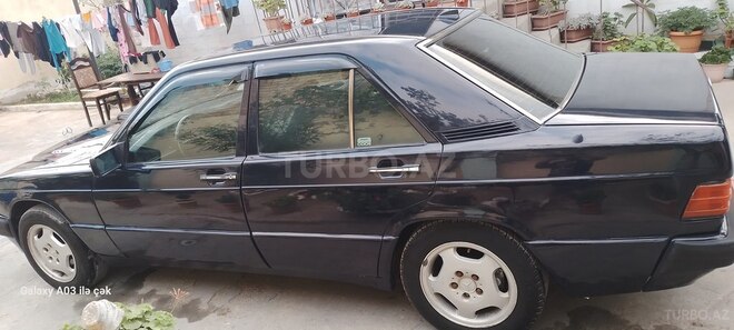 Mercedes 190 1993, 350,000 km - 2.0 l - Sumqayıt