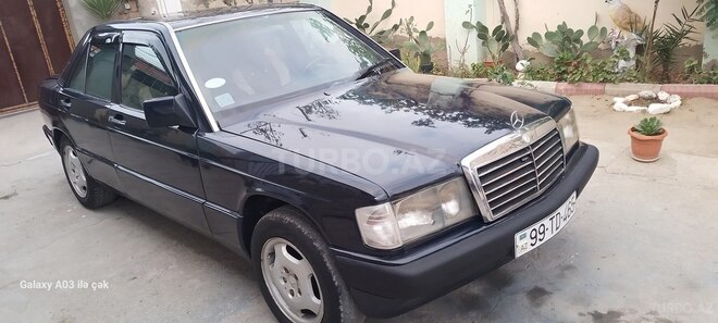 Mercedes 190 1993, 350,000 km - 2.0 l - Sumqayıt