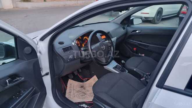 Opel Astra 2009, 182,500 km - 1.3 л - Bakı