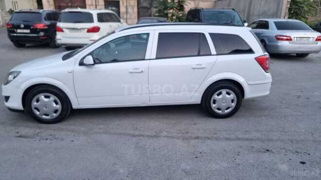 Opel Astra 2009, 182,500 km - 1.3 л - Bakı